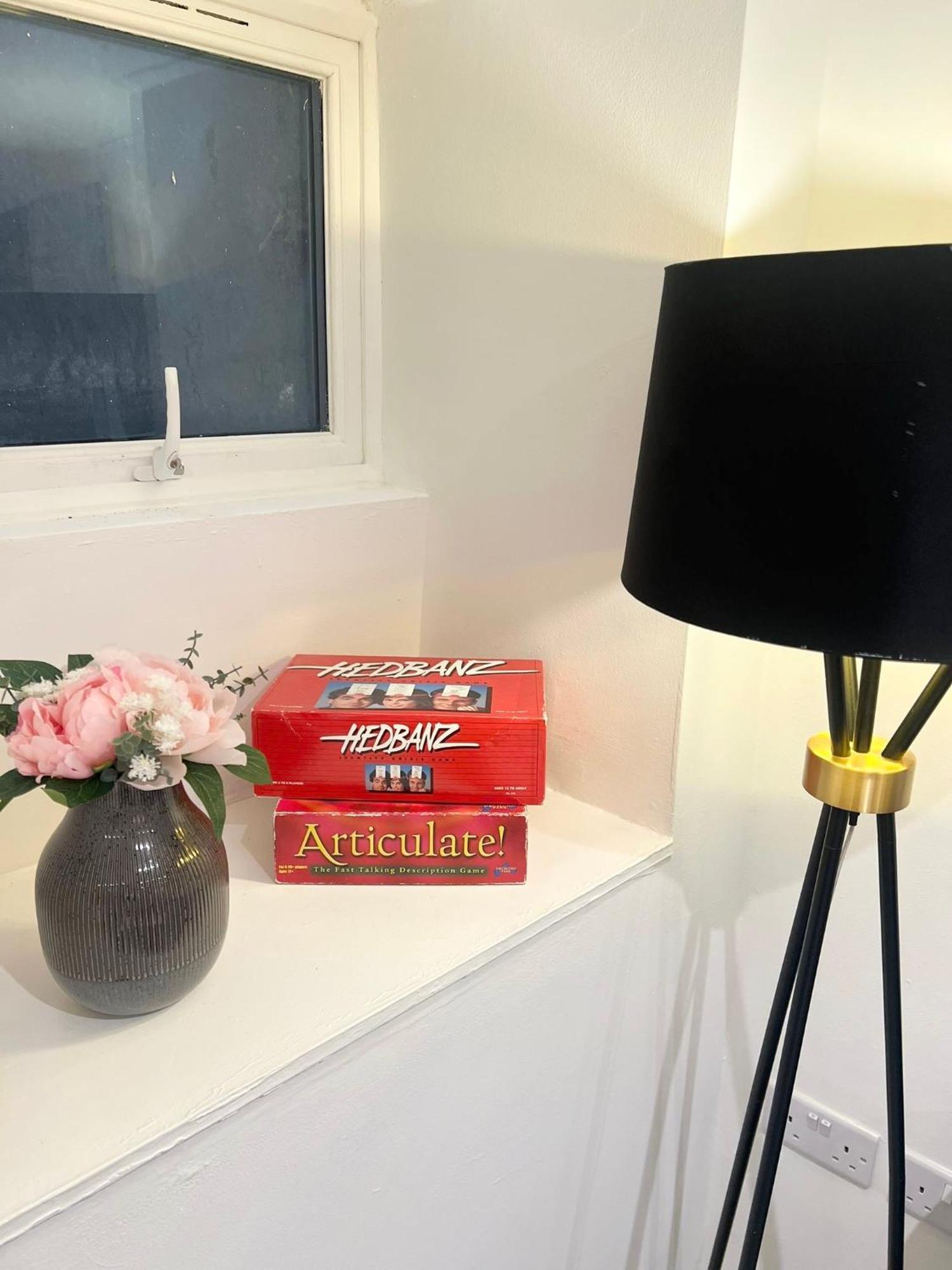 Cosy 1 Bedroom Flat In Apartment